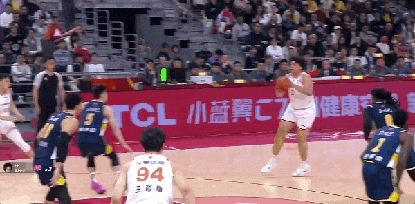 金沙娱乐城-上海男篮40分大胜广东男篮，难以概括今天的大鲨鱼有多强，自己点进来看吧！